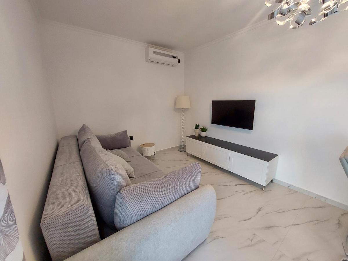 Apartments Rajna ชิซิชี ภายนอก รูปภาพ