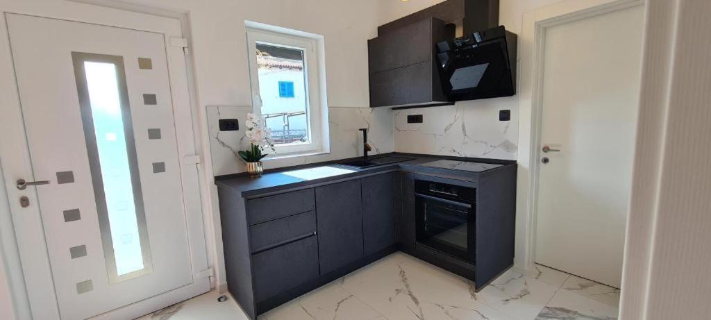 Apartments Rajna ชิซิชี ภายนอก รูปภาพ